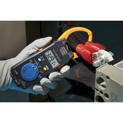 CM3291 - HIOKI AC Clamp Meter 2000A (TRMS)